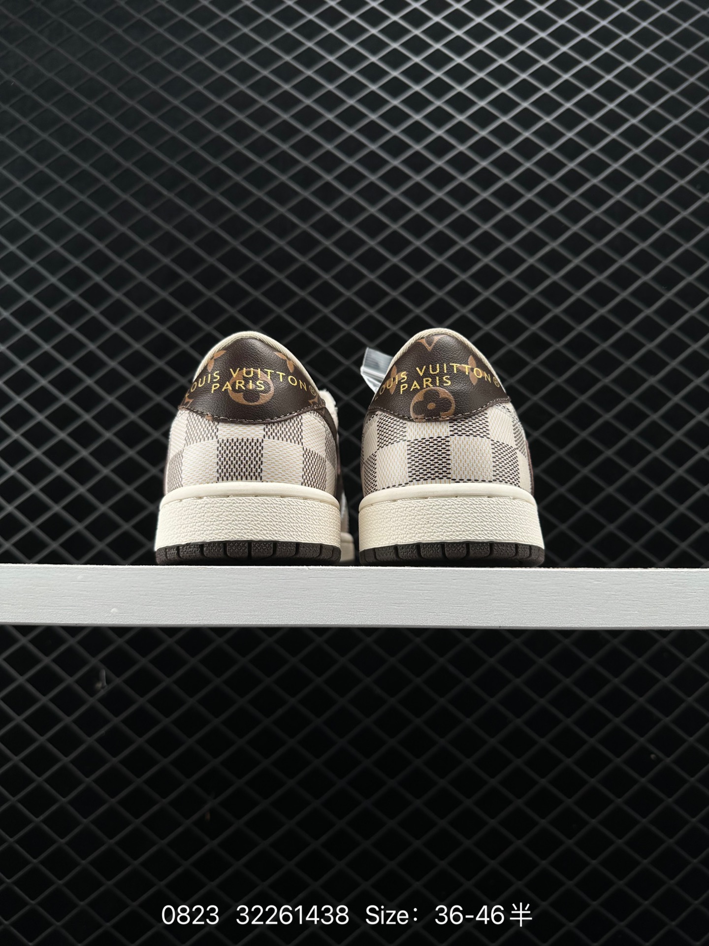 Air Jordan 1  LV  Low